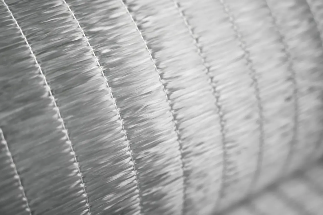 UNIDIRECTIONAL glass